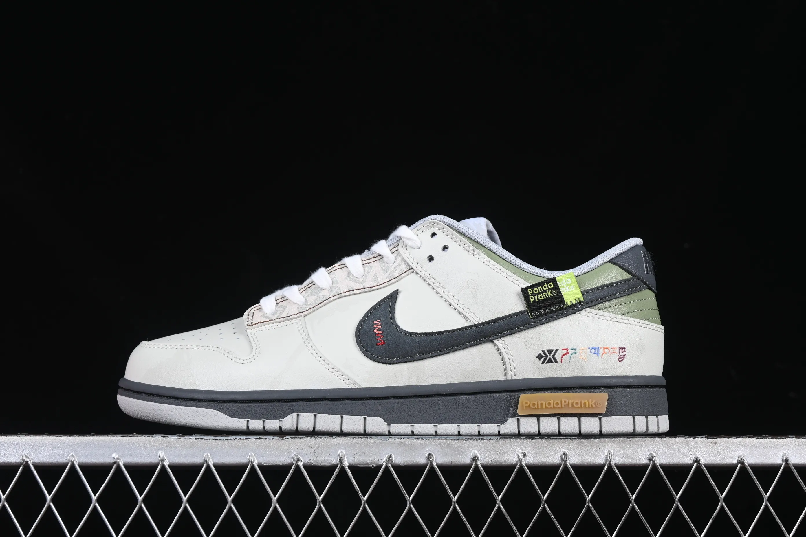 All Categories Nk SB Dunk Series Nk SB Dunk Low Low-top sneakers Nk Dunk Retro "Grey Fog" Panda Prank Go to Tibet Heart of the wilderness Low-top casual sneakers DD1391-103